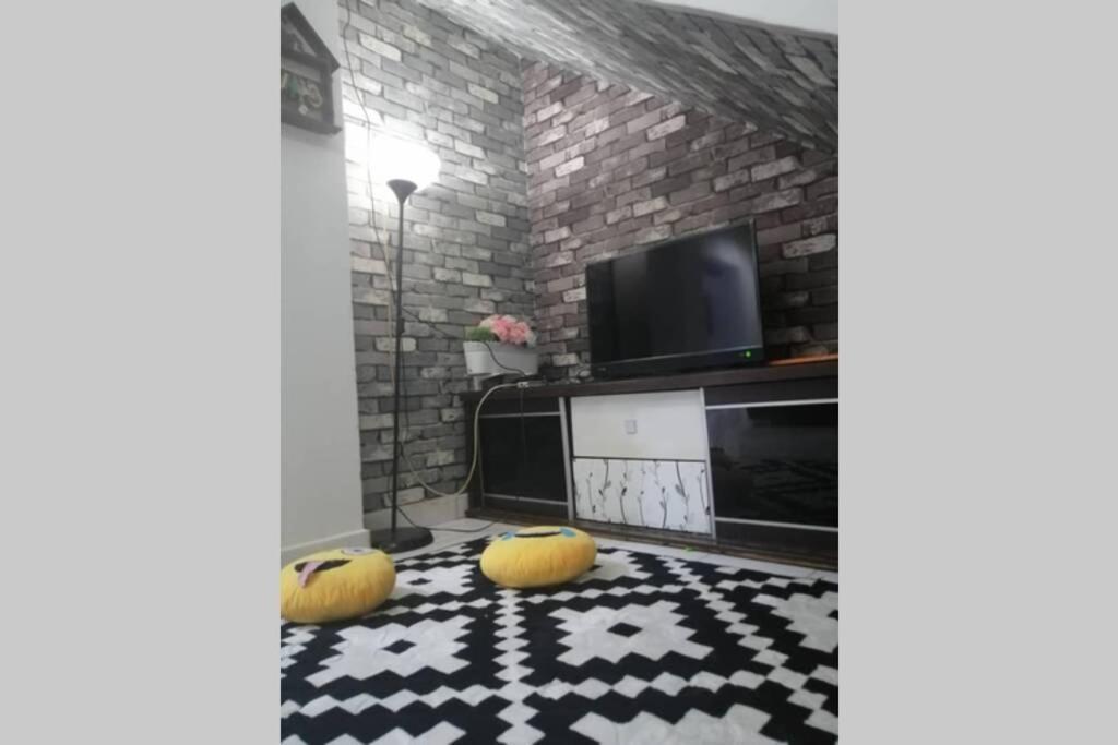 Orked Aeridina Homestay Puchong Exterior photo